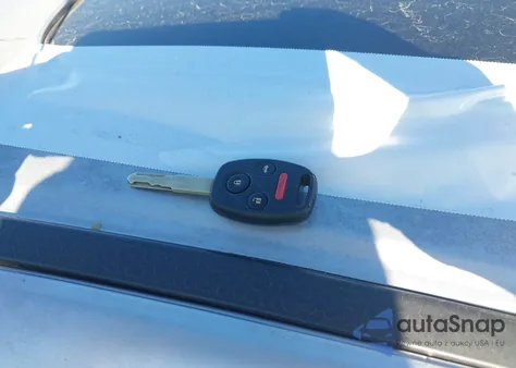 2010 Honda Accord 2.4 Ex-L из США, поврежденный, VIN 1HGCP2F86AA024088